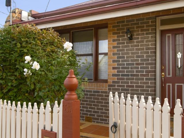 2 Bedroom House Northcote VIC 105863164