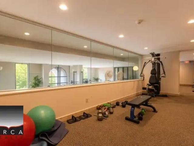 2 Bedroom House New Westminster BC 105309365