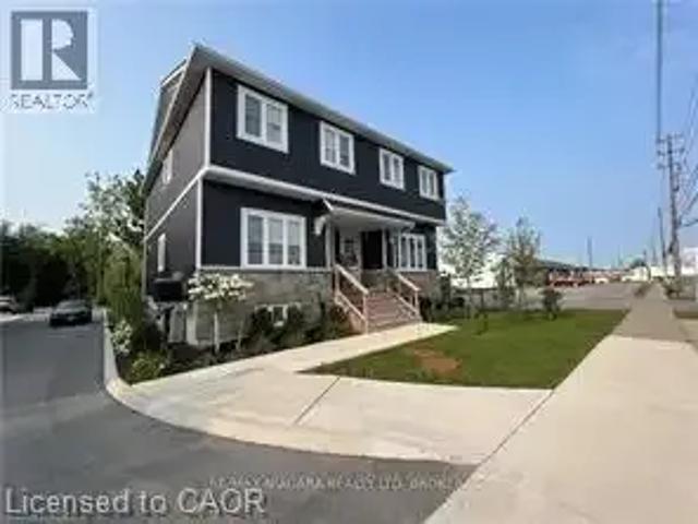 2 Bedroom House Niagara Falls ON 104224695