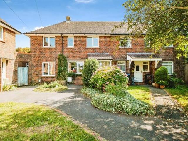 2 Bedroom House Southwick Hampshire 101678328