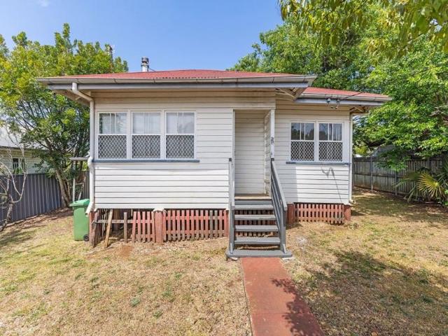 2 Bedroom House South Toowoomba, 105863315