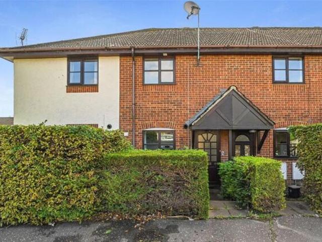 2 Bedroom House Saffron Walden Essex 101955476