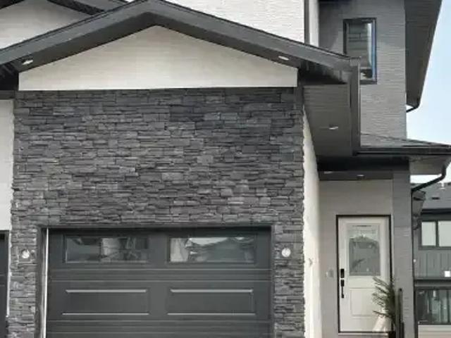 2 Bedroom House Saskatoon SK 104506808