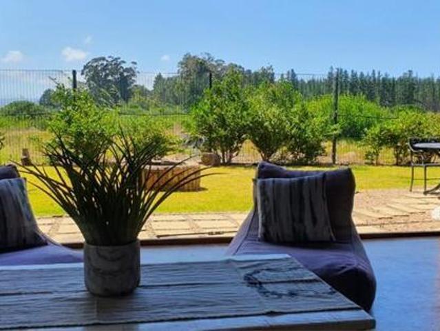 2 Bedroom House Sedgefield Western Cape 103430583