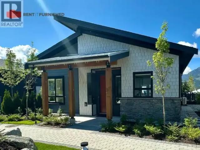 2 Bedroom House Squamish BC 104106835