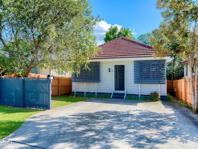 2 BEDROOM HOUSE + STUDY
