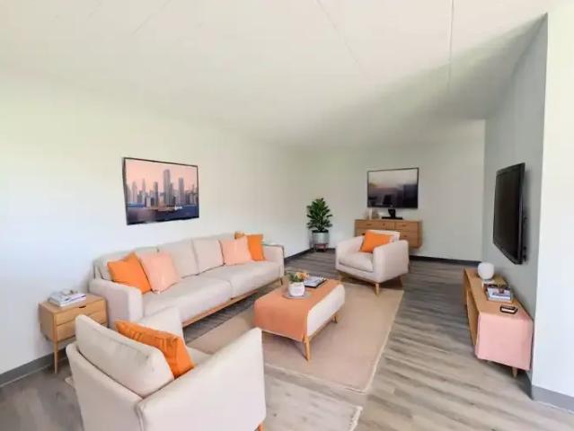 2 Bedroom House St. Catharines ON 104841707