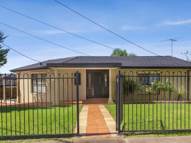 2 Bedroom House Strathmore Heights VIC 103307841