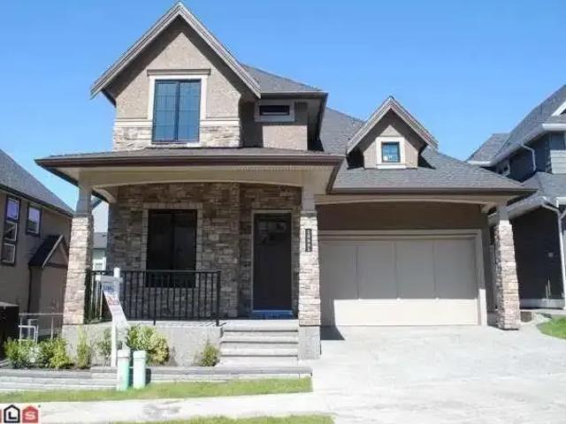 2 Bedroom House Surrey BC LS104470953