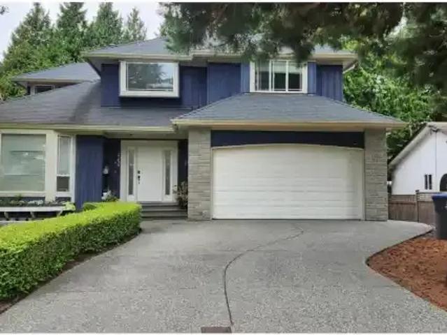 2 Bedroom House Surrey BC 103487640