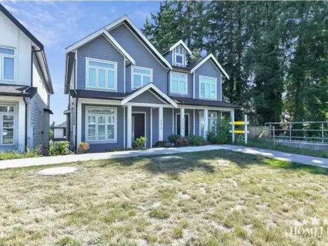 2 Bedroom House Surrey BC 103594532