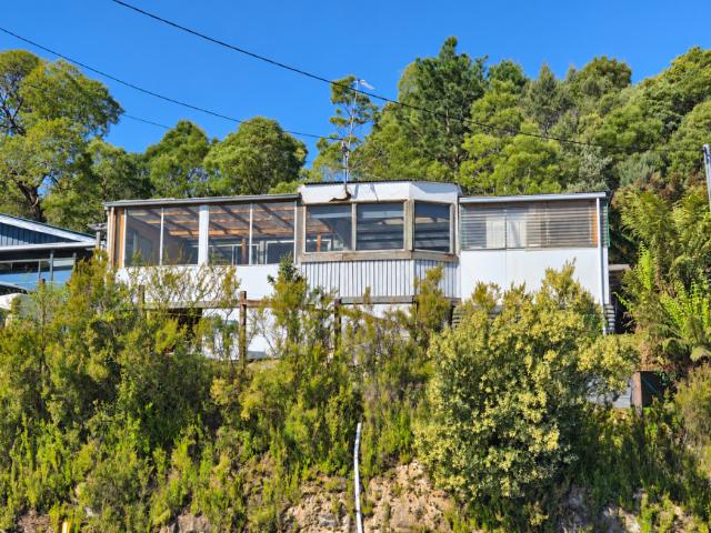 2 Bedroom House Queenstown TAS 106100265