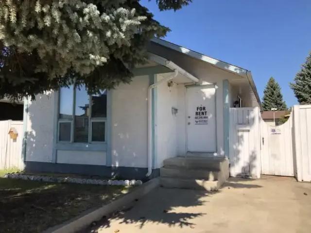 2 Bedroom House Red Deer AB 105185721