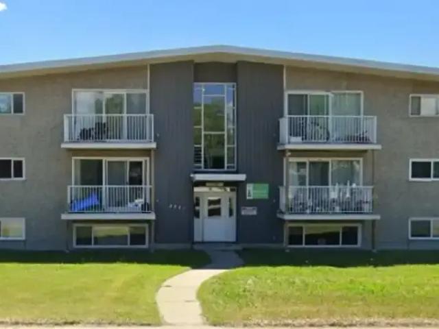 2 Bedroom House Red Deer AB 102883385