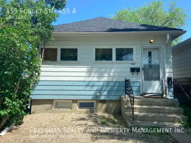 2 Bedroom House Regina SK 103879459
