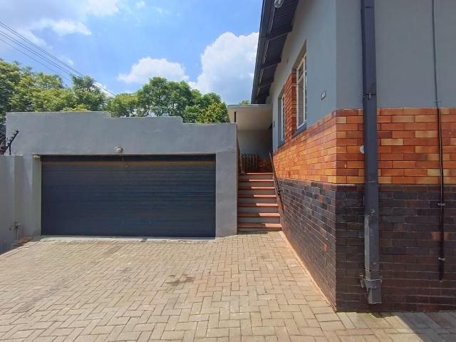 2 Bedroom house rented in Melville, Johannesburg