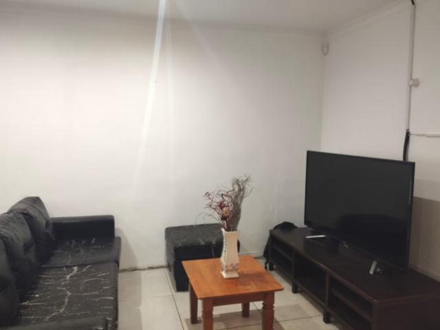 2 Bedroom House Rented in Rocklands