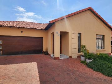2 Bedroom House Rented in Xanadu