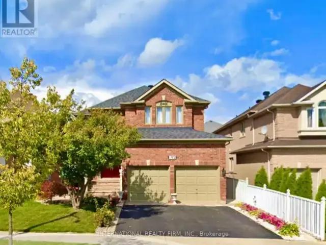 2 Bedroom House Richmond Hill ON 104864182
