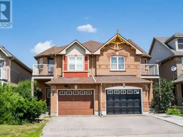 2 Bedroom House Richmond Hill ON 104067107