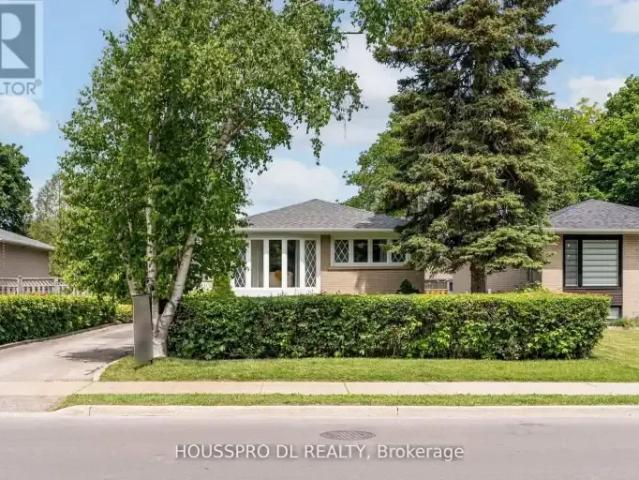 2 Bedroom House Richmond Hill ON 105410952
