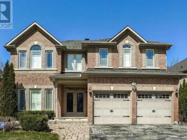 2 Bedroom House Richmond Hill ON 105118997