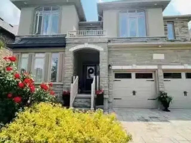 2 Bedroom House Waterloo ON 104598520