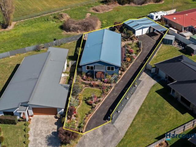 2 Bedroom House West Ulverstone TAS 106003492