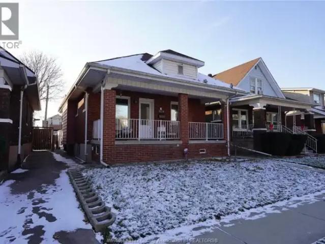 2 Bedroom House Windsor ON 104470983