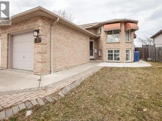 2 Bedroom House Windsor ON 104000298
