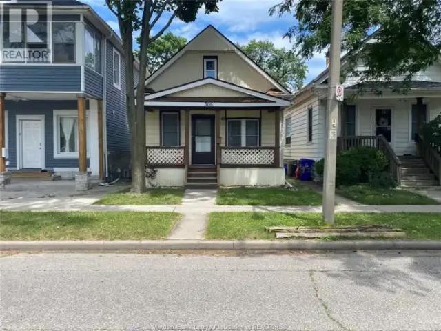2 Bedroom House Windsor ON 105023468