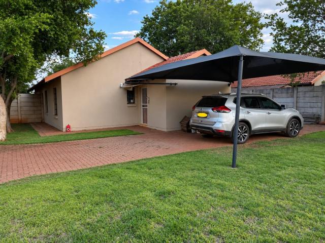 2 Bedroom House To Let in Melodie