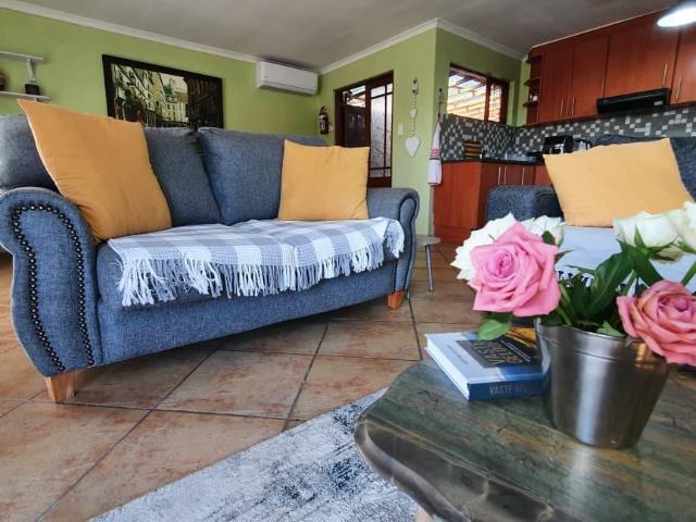 2 Bedroom House To Let in Gamtoos Mouth