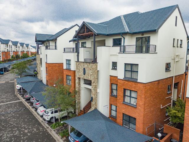 2 Bedroom House To Let in Greenstone Hill