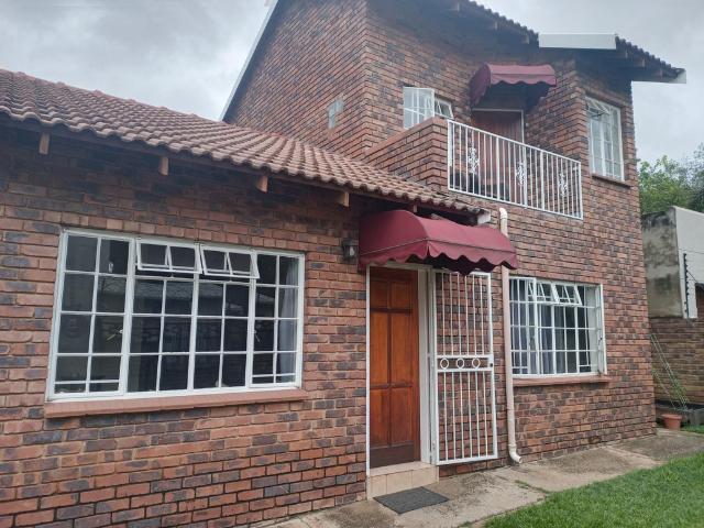 2 Bedroom House To Let in Hazelwood