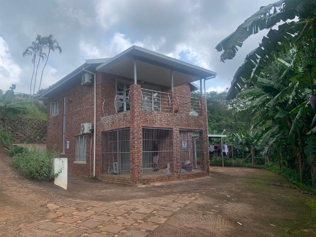 2 Bedroom House To Let in Kloof