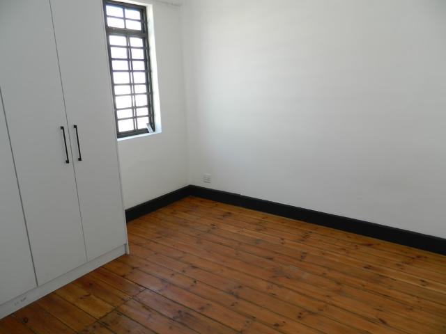 4 Bedroom House To Let in Paarl North