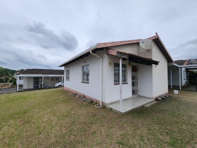 2 Bedroom House To Let in Redcliffe