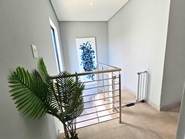 2 Bedroom House To Let in Sandown