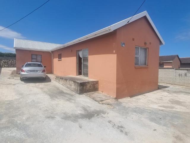 2 Bedroom House To Let in Scenery Park