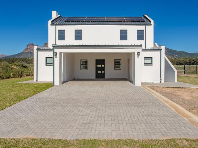2 Bedroom House To Let in Simondium