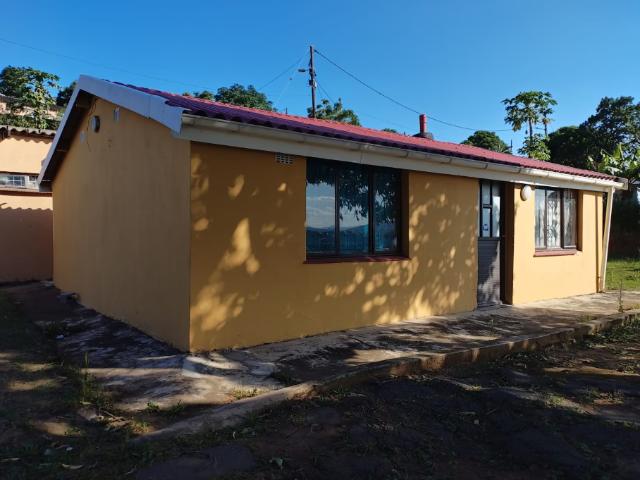 2 Bedroom House To Let in Umlazi J