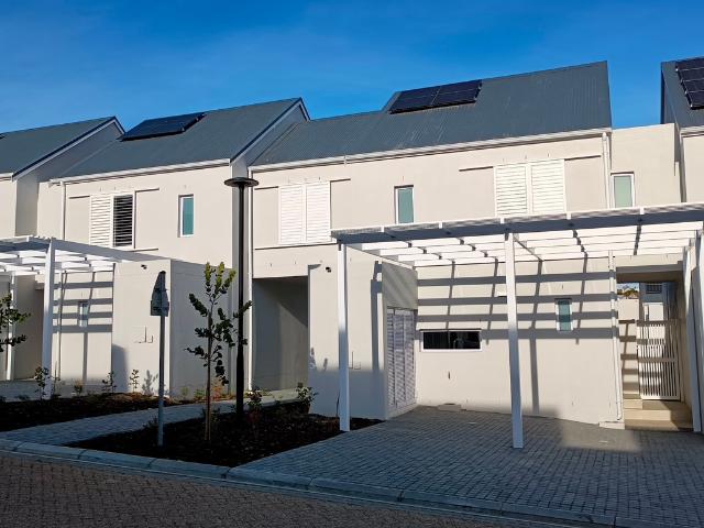 2 Bedroom House To Let in Voliere Estate
