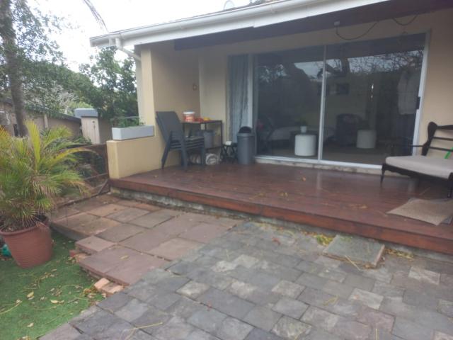 2 Bedroom House To Let in Westville