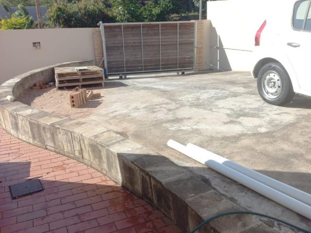 2 Bedroom House To Let in Westville
