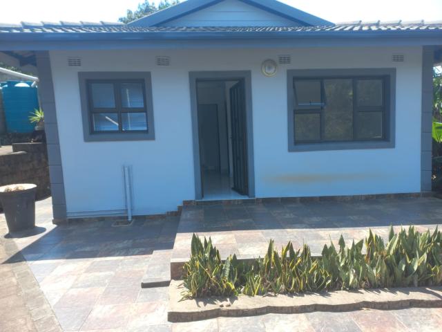 2 Bedroom House To Let in Westville