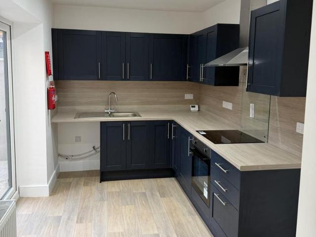 2 bedroom house to rent