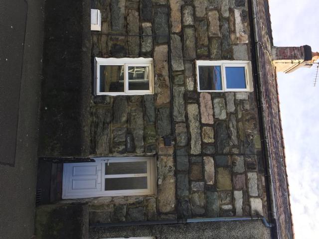 2 bedroom house to rent