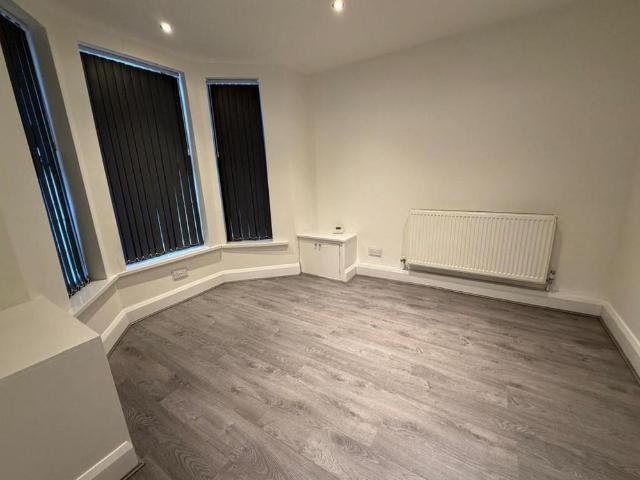 2 bedroom house to rent