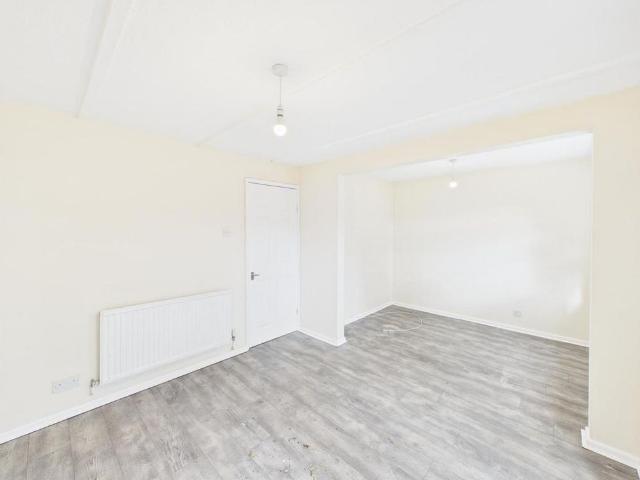 2 bedroom house to rent